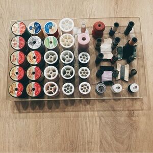Assorted Sewing Thread and Bobbin Organizer - Multicolor